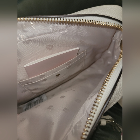 Kate Spade white textured crossbody bag - Picture 5 of 9
